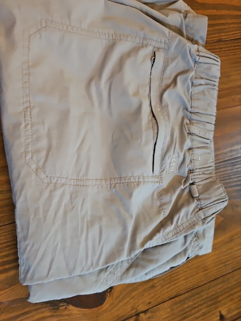 REI Mens Khaki Outdoor Active Shorts with Zip Pocket